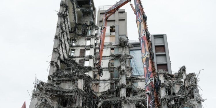 سلســـــلة زلازل عبر 3 قارات تضرب العالم