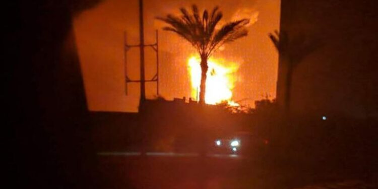 انفجار خزان نفطي جديد بالحديدة اليمنية