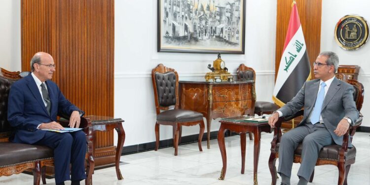 رئيس مجلس القضاء الاعلى يستقبل مساعد الامين العام للامم المتحدة