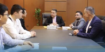 الاعلان عن توقيع ملحقي عقدين لإنشاء مطار الناصرية مع شركتين تركية وصينية