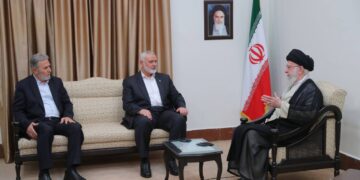 خامنئي يصدر بيان بعد اغتيال اسماعيل هنية في ايران