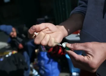 الإدمان مرض مزمن أم خيار شخصي ؟