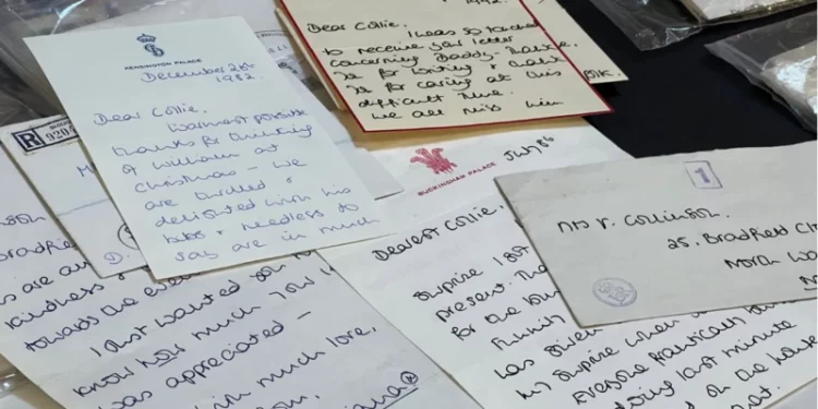 رسائل خاصة للأميرة ديانا تُعرض للبيـــع في مزاد علني