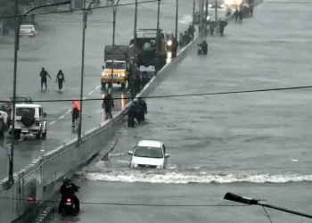 الهند .. الفيضانات تقتل 16 شخصاً وتتسبب في نزوح 300 ألف شخص