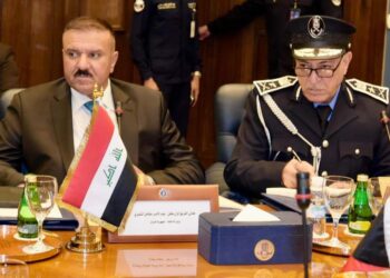 العراق والكويت يبحثان تعزيز العلاقات الامنية وتأمين الحدود المشتركة