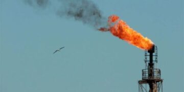 حقل الخشم الأحمر الغازي يفتح منخريه لشركة عربية