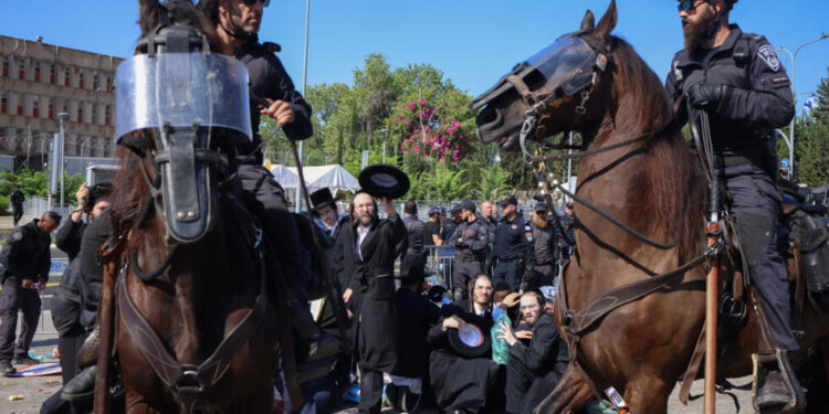 69 % من الإسرائيليين يدعمــــون سياسة الاغتيالات