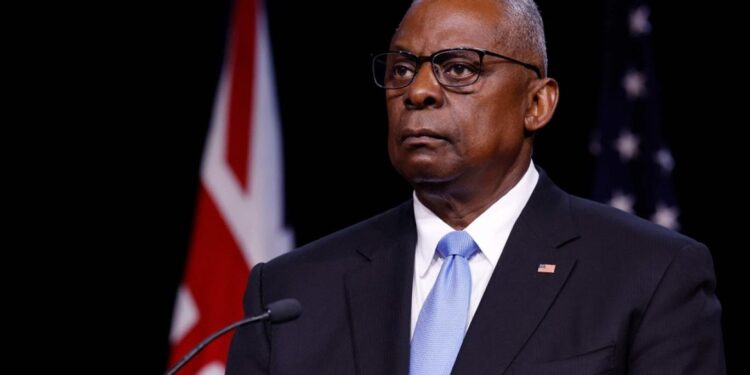 وزير الدفاع الأميركي يؤيد محاكمة عسكرية لمنفذي هجمات 11 سبتمبر