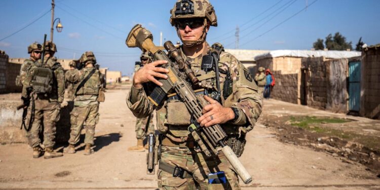 وفاة عسكري من الحرس الثوري الإيراني بعد إصابته في سوريا