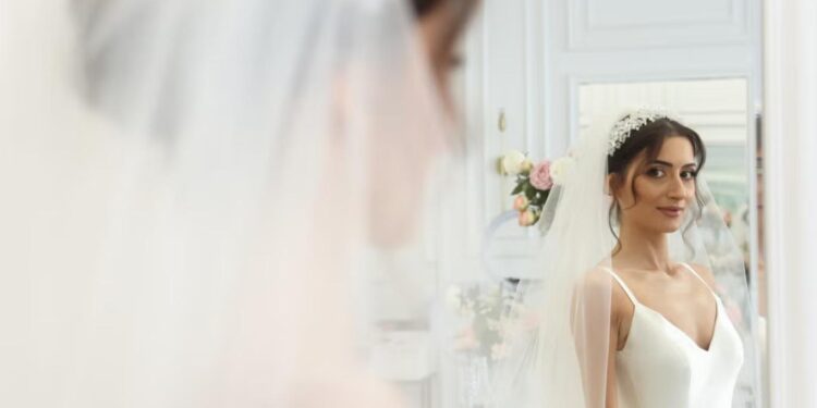 تزايد ظاهرة الزواج من الذات