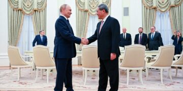 بوتين يشيد بشراكته مع الصين