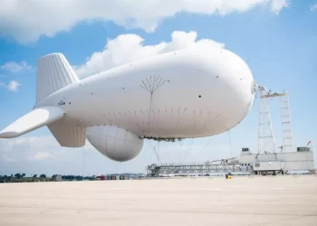 إسرائيل تدرس الاستغناء عن أكبر منطاد تجسس في العالم