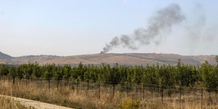 حزب الله يستهدف الجولان بـ60 صاروخاً