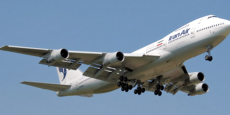 إيران تُســـيّر نحو 100 رحلة جوية للعراق