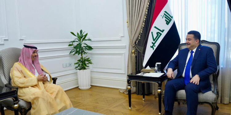 السوداني يلتقي وزير الخارجية السعودي