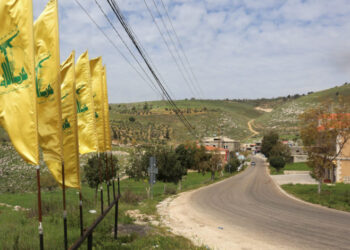 الكشف عن محادثات خلف الكواليس مع إيران أوقفت الصراع الأكبر بين إسرائيل وحزب الله