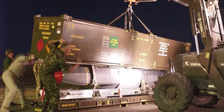 ضوء أخضر بريطاني لأوكرانيا لضرب روسيا بـ”ستورم شادو”