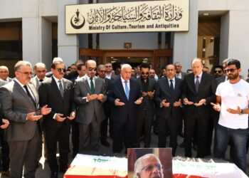 وزارة الثقافة تودع فنان الشعب “حمودي الحارثي” وابو رغيف يشيد بحضوره المخضرم في الذاكرة الجمعية