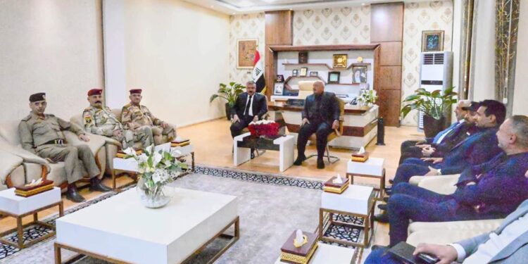 وزير الداخلية يصل إلى كربلاء