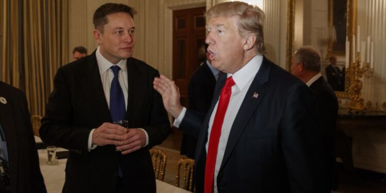 ماسك يحاور ترامب في “بث مباشر على اكس” تابعه مليوني شخص