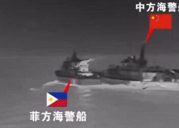 بالفيديو.. اصطدام “متعمد وخطير” بين سفينتين في بحر الصين