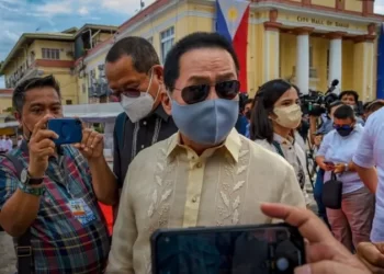 الفلبين.. ملاحقة القس (ابن الرب) لاتهامه بالاتجار في البشر والاستغلال الجنسي