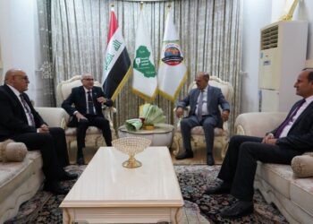 نقيب الصحفيين العراقيين يستقبل رئيس جامعة بغداد لمناقشة دعم الأسرة الصحفية وتأسيس كلية الذكاء الاصطناعي