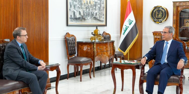 رئيس مجلس القضاء الاعلى يلتقي السفير التركي