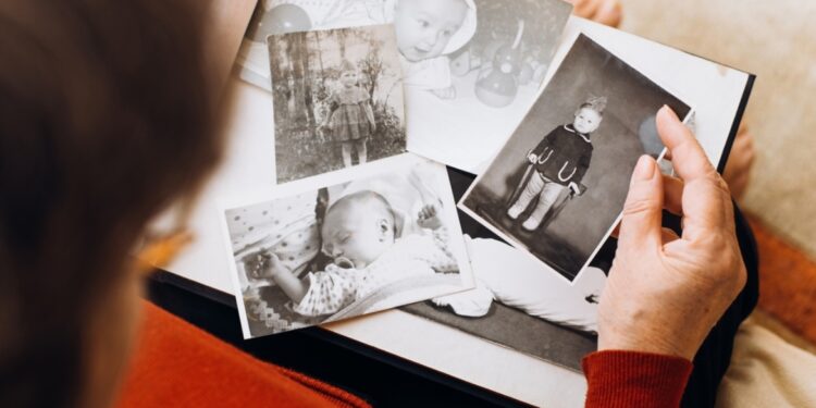 هكذا تغير مفهوم النوستالجيا قبل أن يصبح تعبيرًا عن مشاعر الحنين إلى الماضي