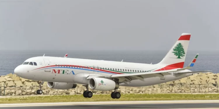 لبنان.. منع حمل الأجهزة اللاسلكية على متن الطائرات