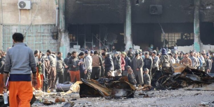 سوريا.. القبض على “سجناء داعش” بعد فرارهم والبحث عن آخرين بالرقة