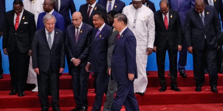 الرئيس الصيني يتعــــهد تمويل مشروعات في أفريقيا بقيمة 50 مليار $