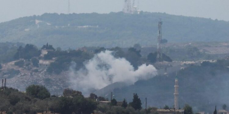 اسرائيل تعلن استهداف أكثر من 140 موقعا في لبنان