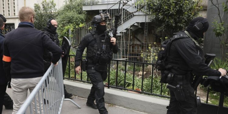 فرنسا.. متهم ثالث بقضية (إرهاب الدولة الإيراني) في اوربا