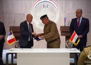 العراق يوقع عقدا مع شركة “ايرباص” الفرنسية لشـــراء طائرة كاراكال