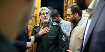 قاآني يصل بغداد ويجتمع فوراً مع فصائل مسلحة وقيادات سياسية