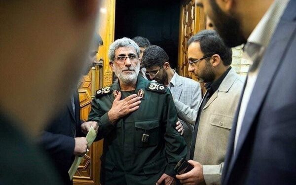 قاآني يصل بغداد ويجتمع فوراً مع فصائل مسلحة وقيادات سياسية