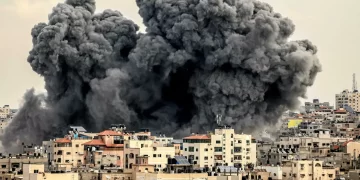 لبنان.. 100 ضحية وأكثر من 400 جريح في حصيلة جديدة للغارات الإسرائيلية
