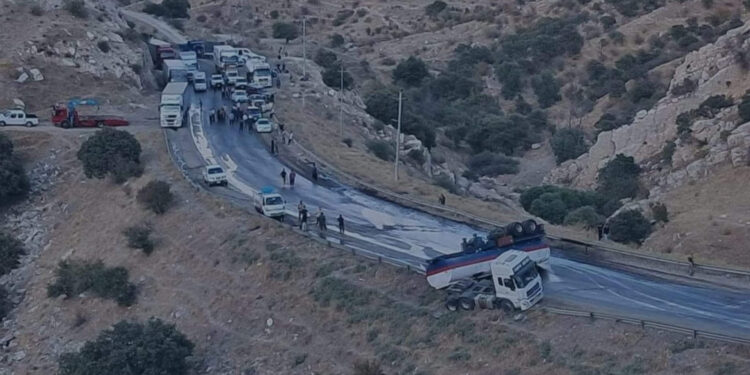 تسرب نفطي يغلق طريقاً رئيسياً في السليمانية