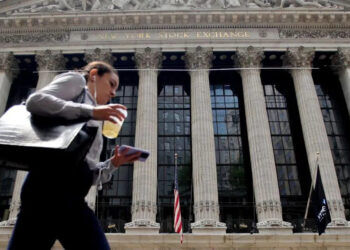 من هم الرابحون والخاسرون من خفض أسعار الفائدة عالمياً؟