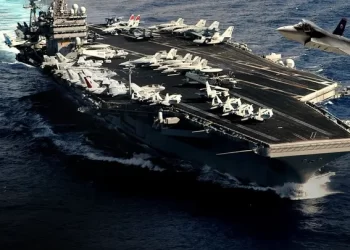 “روزفلت” الأميركية تغـــــادر الشرق الأوسط…  بعد 8 أشهر