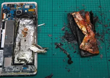 بعد تفجير الــ “بيجر” ,,, هل باتت هواتفنا خطراً علينا؟