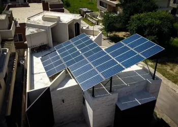 الطاقة الشمسية تحقق قفزة قياسية بسبب انخفاض التكاليف