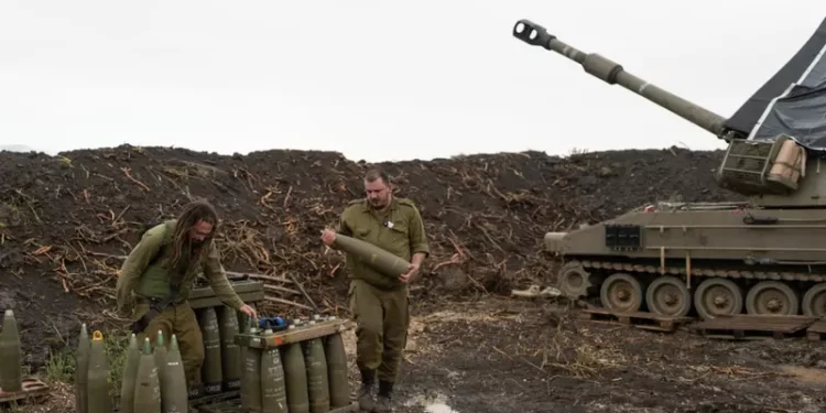 إسرائيل تنقـــل الفرقة 98 من غزة شمالاً,,, تحسباً لحرب أوســـــع