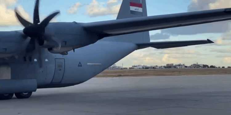 العراق يعلن عن ارسال طائرتي محملتين بـ (31 طناً) من الأدوية والمستلزمات الطبية إلى لبنان