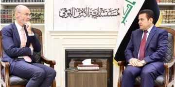 الأعرجي يلتقي السفير البريطاني