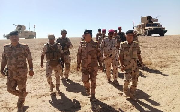 قائد القوات البرية يزور قاطع عمليات صلاح الدين لتفقد الوضع الأمني