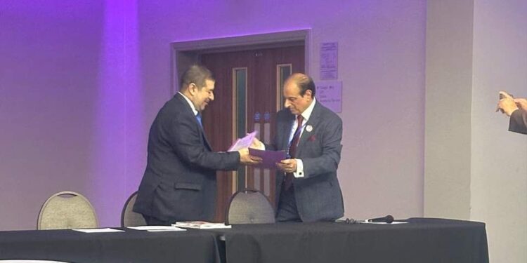 الجمعية العراقية للبحوث والدراسات الطبية توقع اتفاقية علمية مع الجمعية الطبية العراقية الموحدة في المملكة المتحدة وإيرلندا