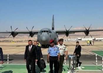 وزير الداخلية يصل الى الاردن