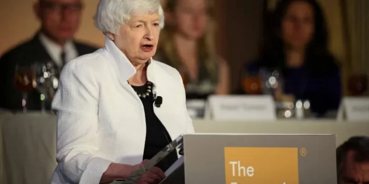 وزير المالية الإسرائيلي يعتزم تمديد التعاون مع البنوك الفلسطينية لمدة شهر آخر